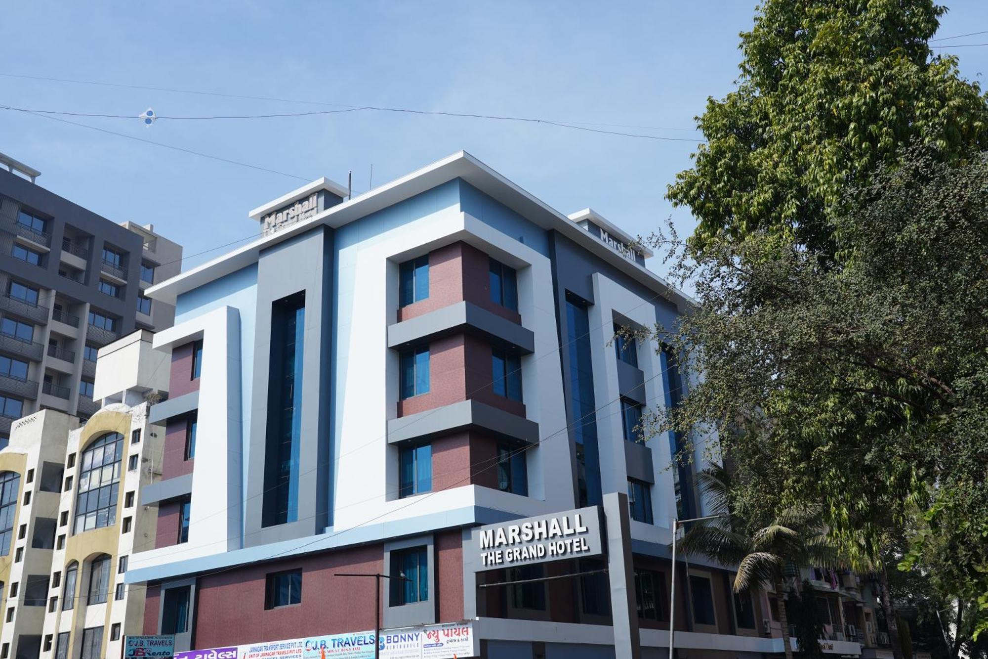 Marshall The Grand Hotel Ahmedabad Bagian luar foto
