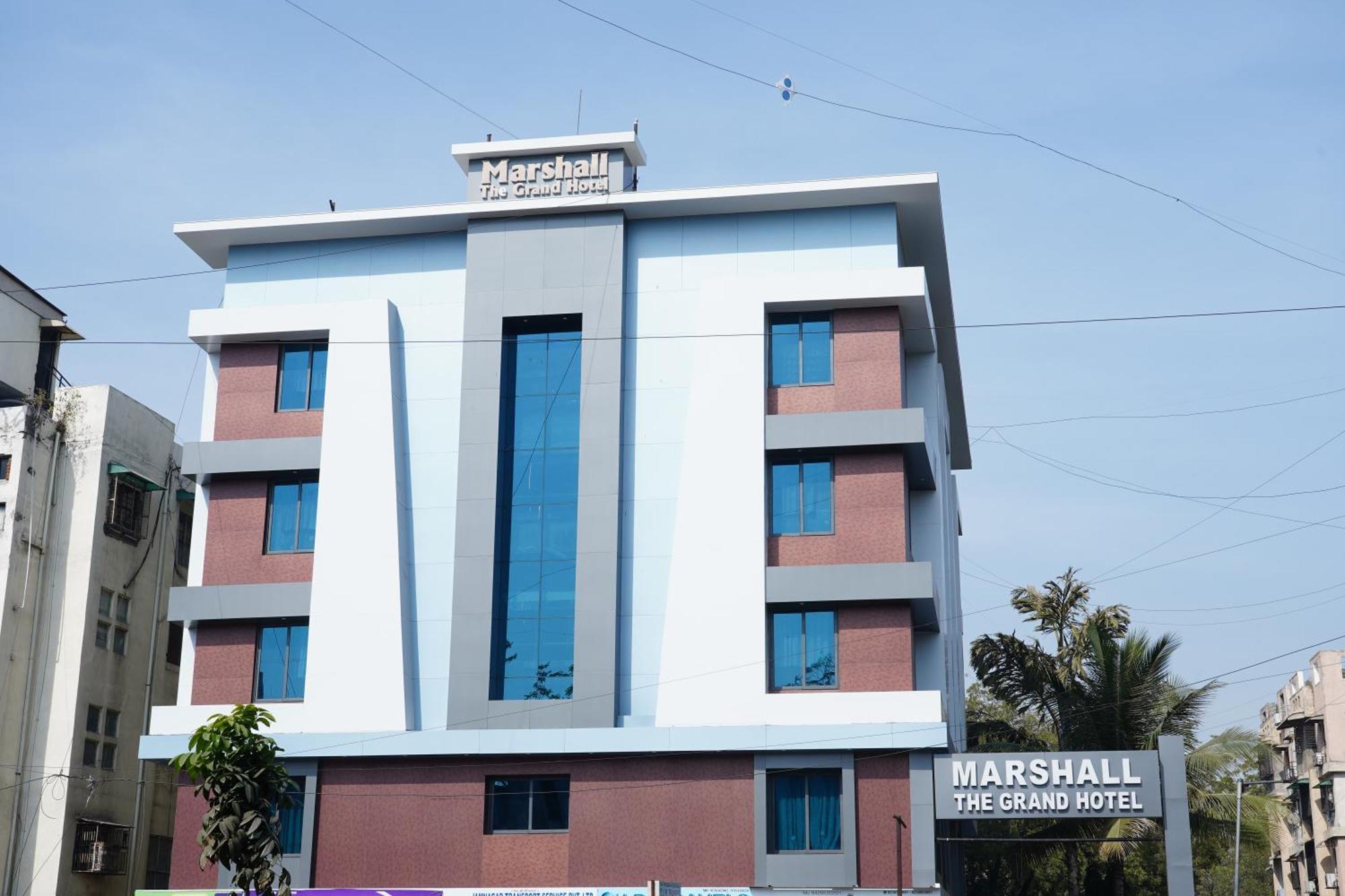 Marshall The Grand Hotel Ahmedabad Bagian luar foto