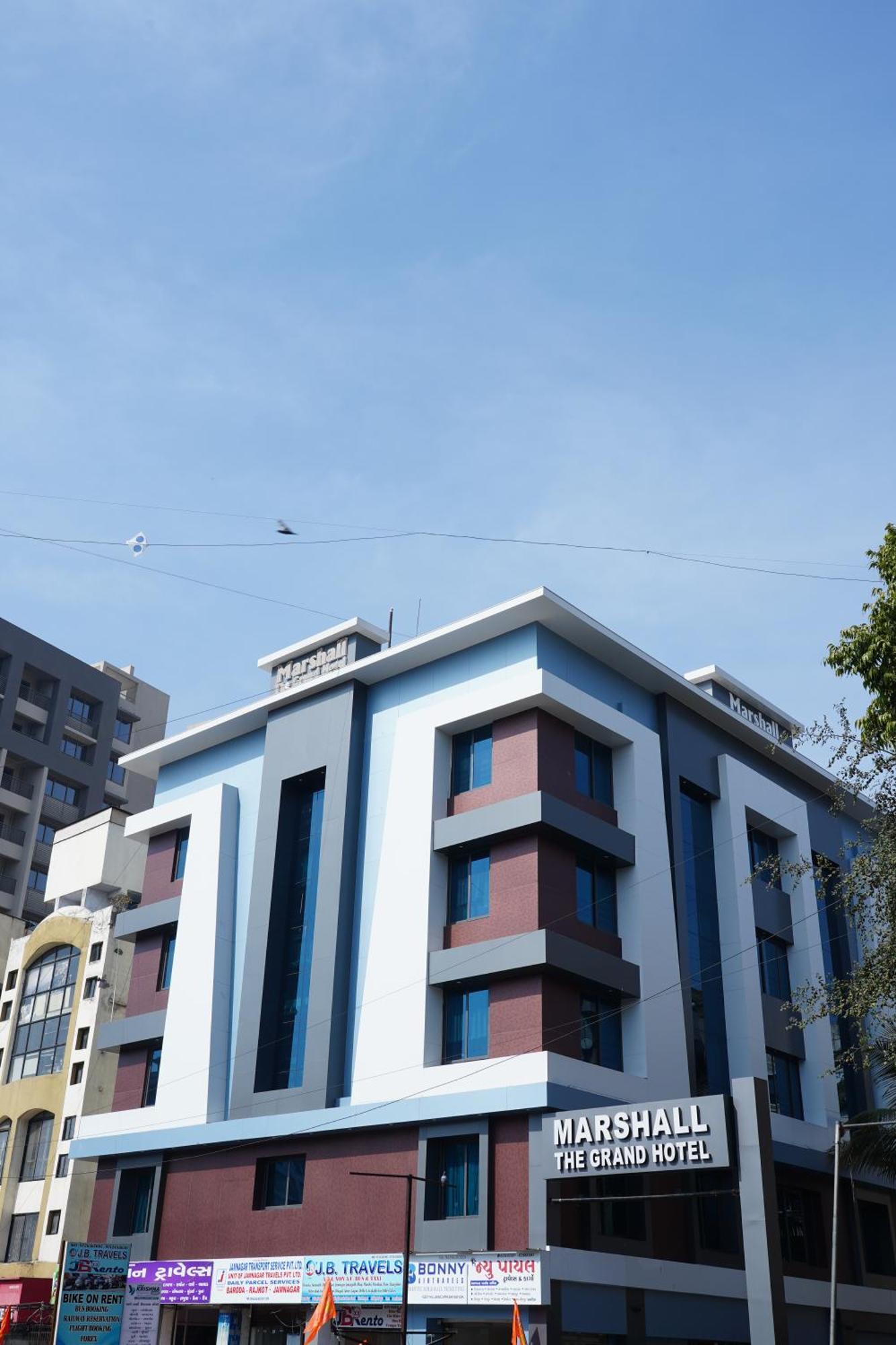 Marshall The Grand Hotel Ahmedabad Bagian luar foto